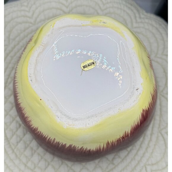 Ceramic Red Apple Cookie Jar With Lid - Hand-Painted Design Made In China - Picture 4 of 9